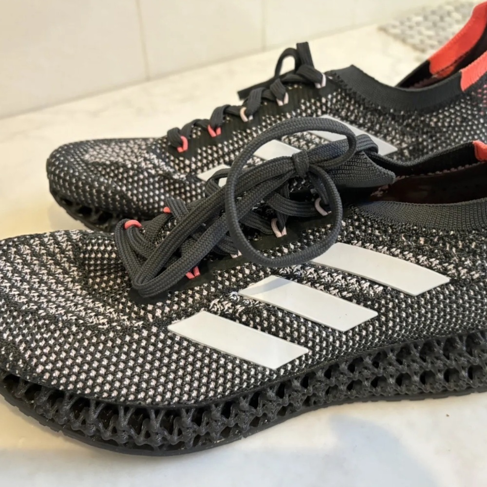 EUC Adidas Women's 4DFWD 2 GX2972 Running Sneakers Size 9 Gray Almost Pink EUC